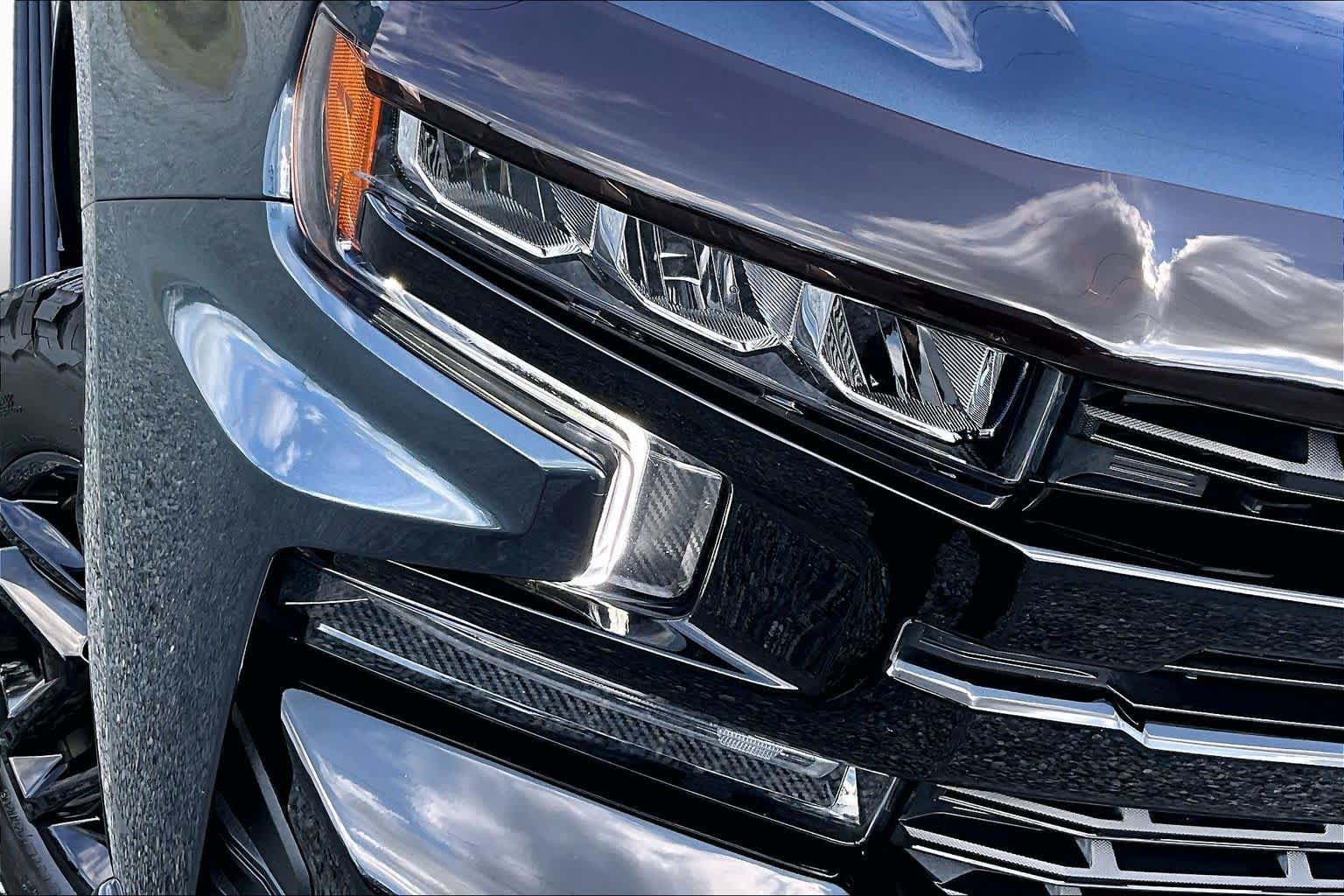 Used 2022 Shadow Gray Metallic Chevrolet LT Trail Boss image 28
