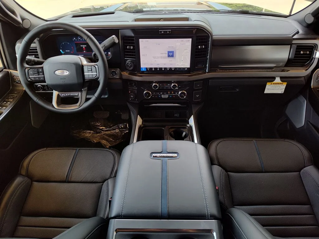2026 Ford F-250 Super Duty Platinum - Photo 11