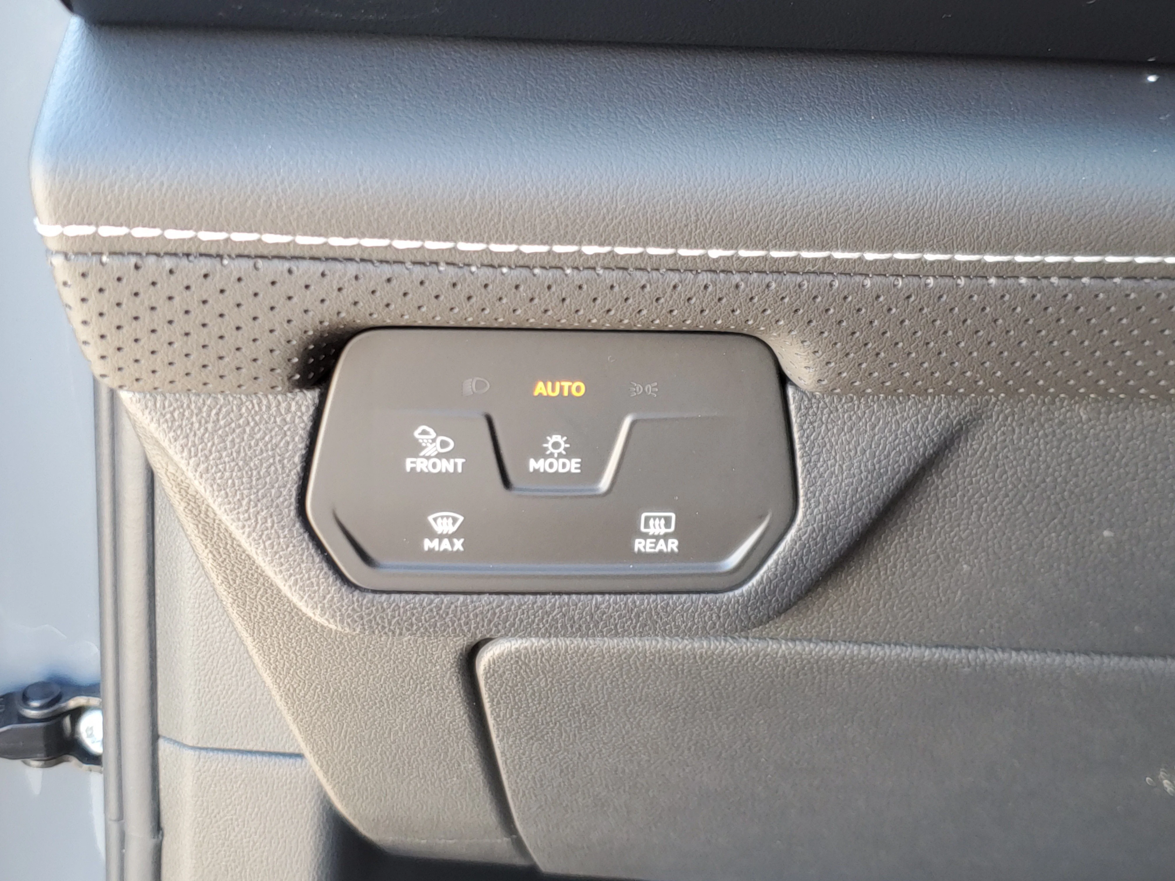 New 2026 Gray Volkswagen 2.0T SE w/Technology image 20