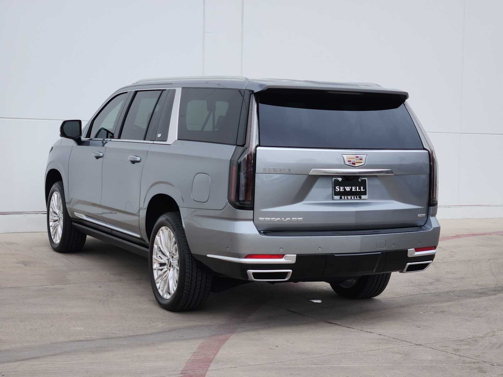 2026 Cadillac Escalade ESV Luxury