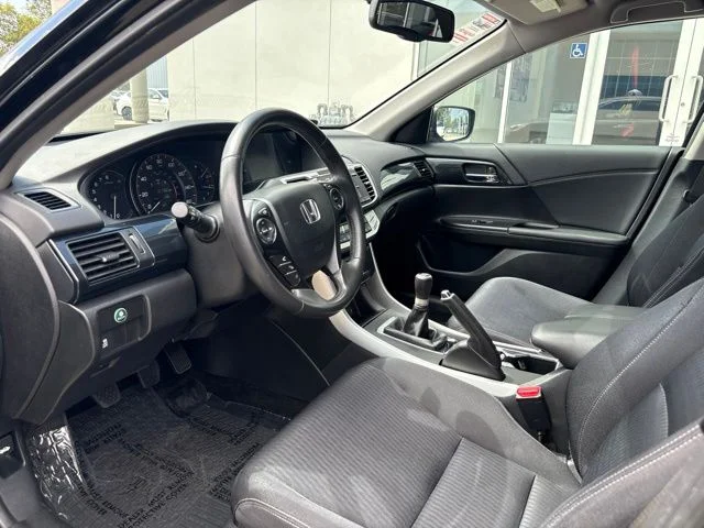 Used 2015 Black Honda Sport image 9