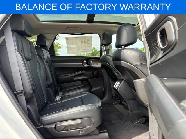 Used 2021 Snow White Pearl Kia EX image 10