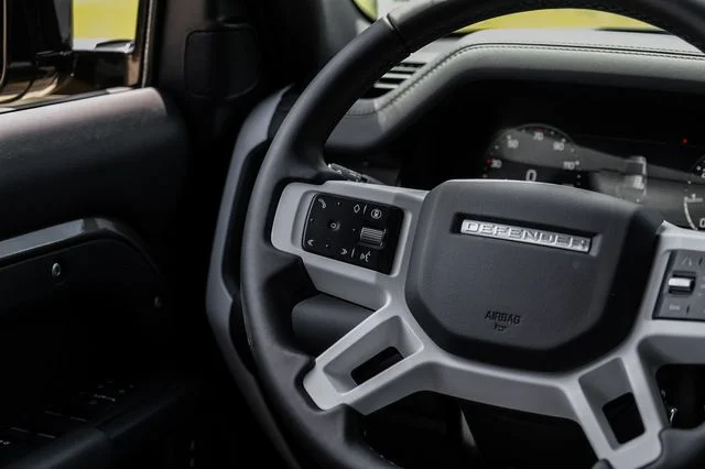 New 2026  Land Rover X-Dynamic SE image 22
