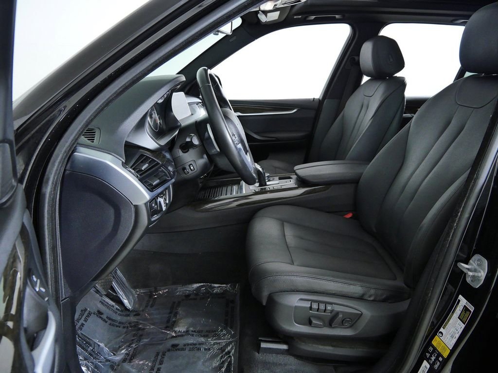 Used 2018 Black BMW xDrive35i image 32