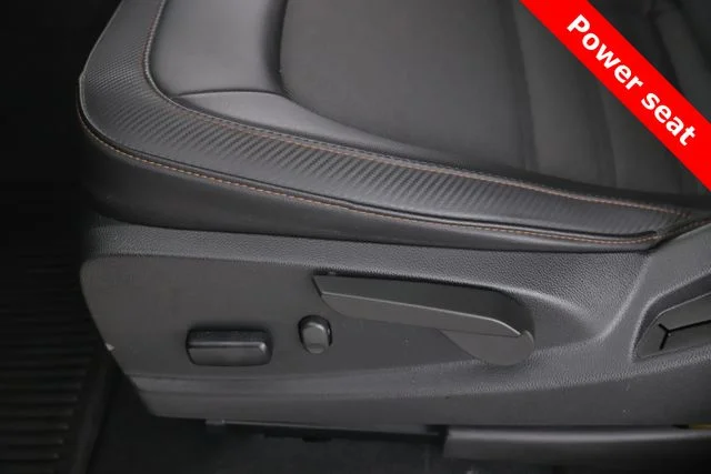 Used 2022 Black GMC AT4 w/Cloth image 18