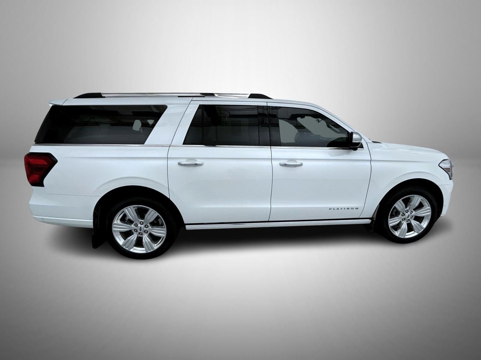 Used 2024 White Ford Platinum image 4