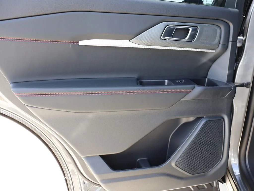 New 2026 Carbonized Gray Metallic Ford ST-Line image 18