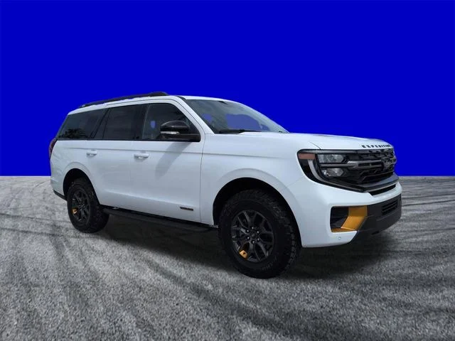 New 2026 Oxford White Ford Tremor® image 2