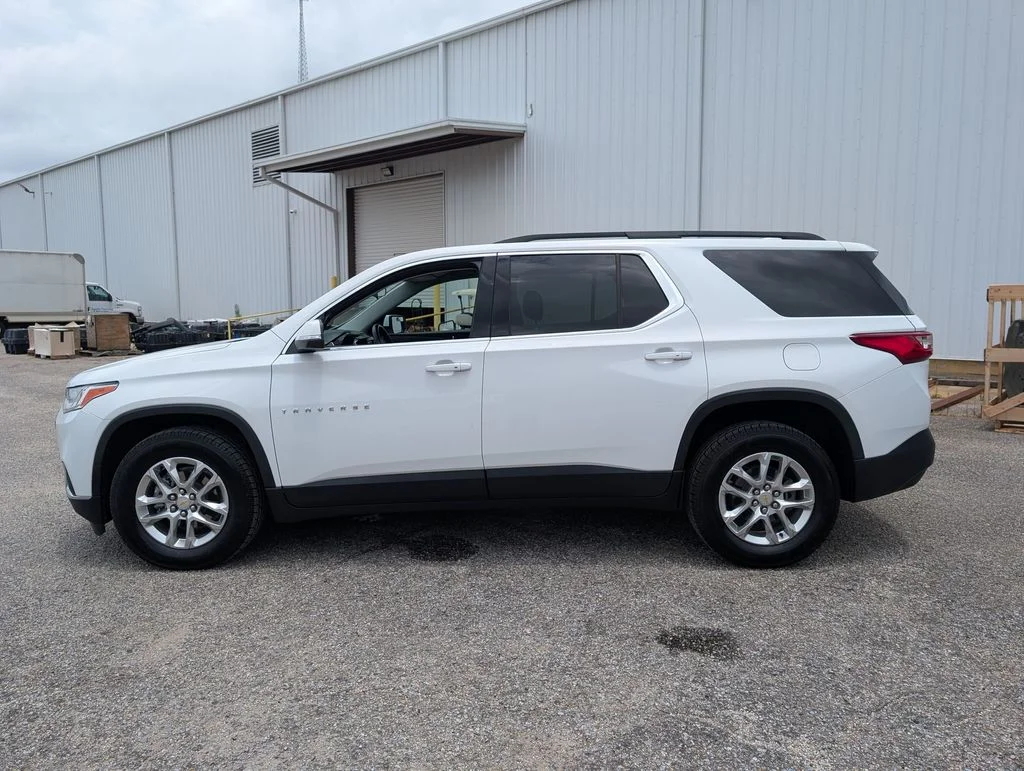 Used 2021 White Chevrolet LT image 2