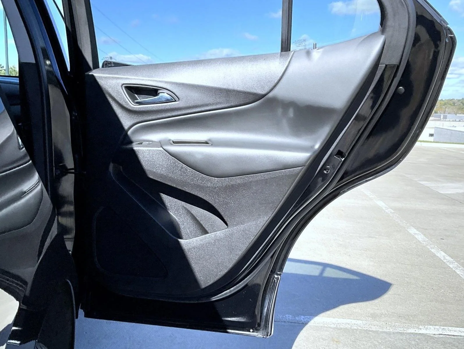 2024 Chevrolet Equinox LT - Photo 18