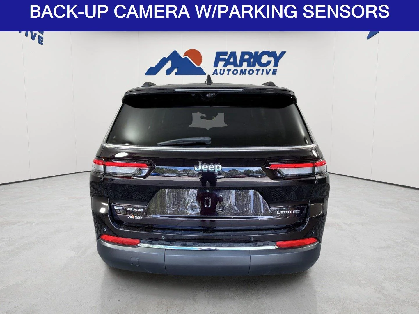 Used 2023 Ember Pearlcoat Jeep Limited image 6