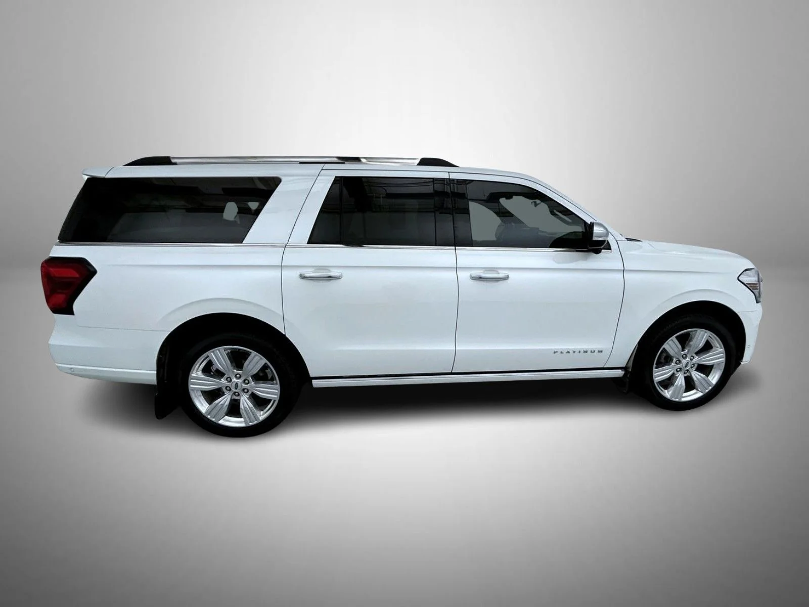 Used 2024 White Ford Platinum image 4