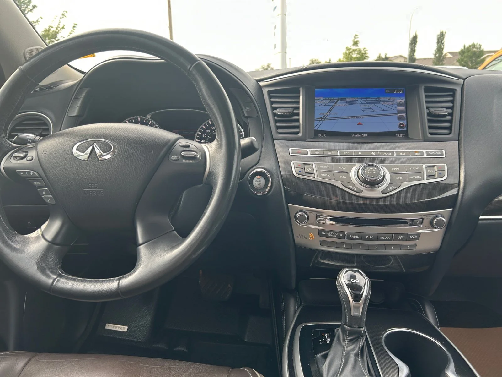 Used 2019 BLACK INFINITI PURE AWD image 21