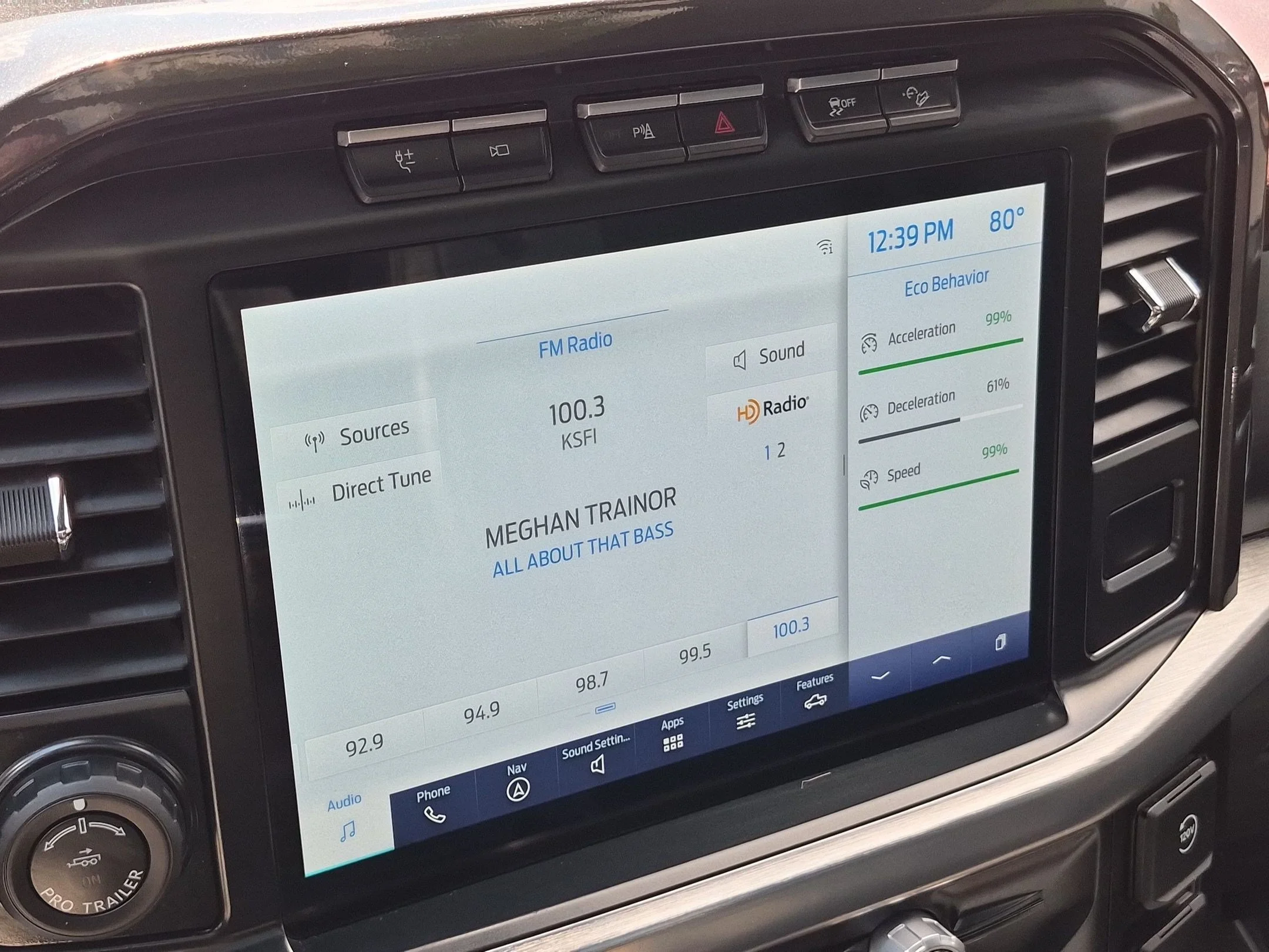 Used 2021 Silver Metallic Ford LARIAT image 19
