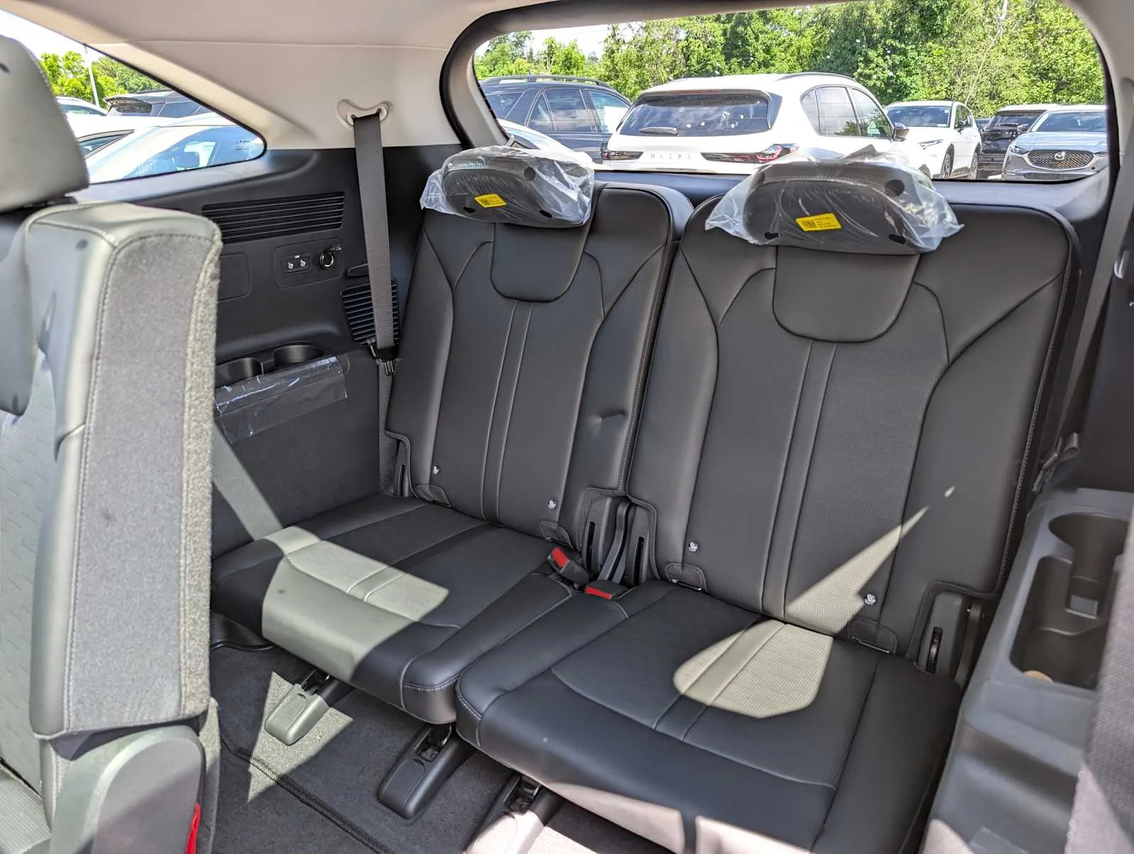 New 2026 Wolf Gray Kia S image 17