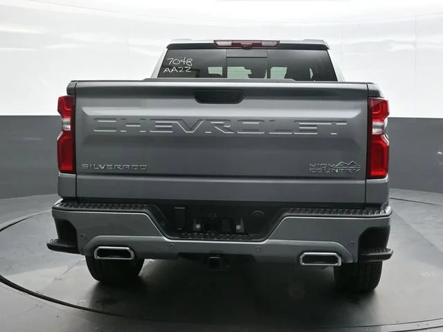 2026 Chevrolet Silverado 1500 High Country - Photo 2
