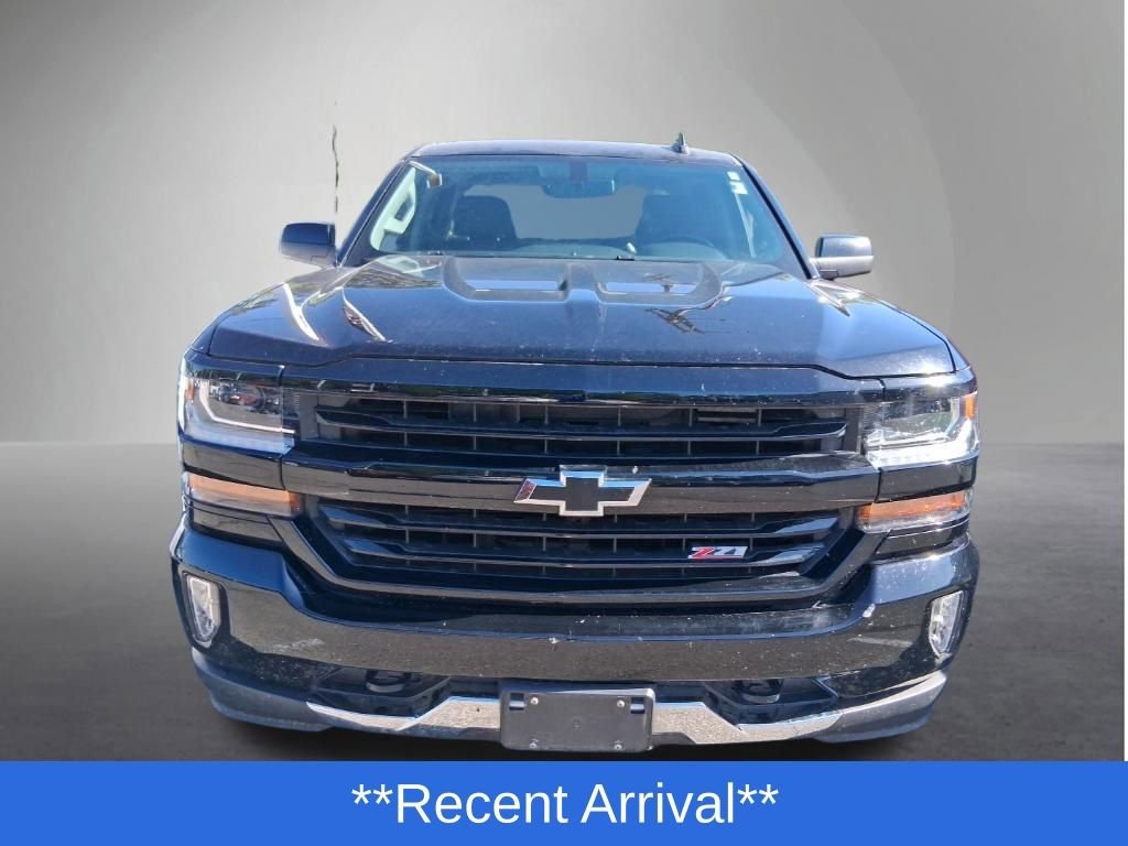 Used 2019 Chevrolet Silverado 1500 LD LT with VIN 2GCVKPEC8K1131051 for sale in Red Wing, Minnesota