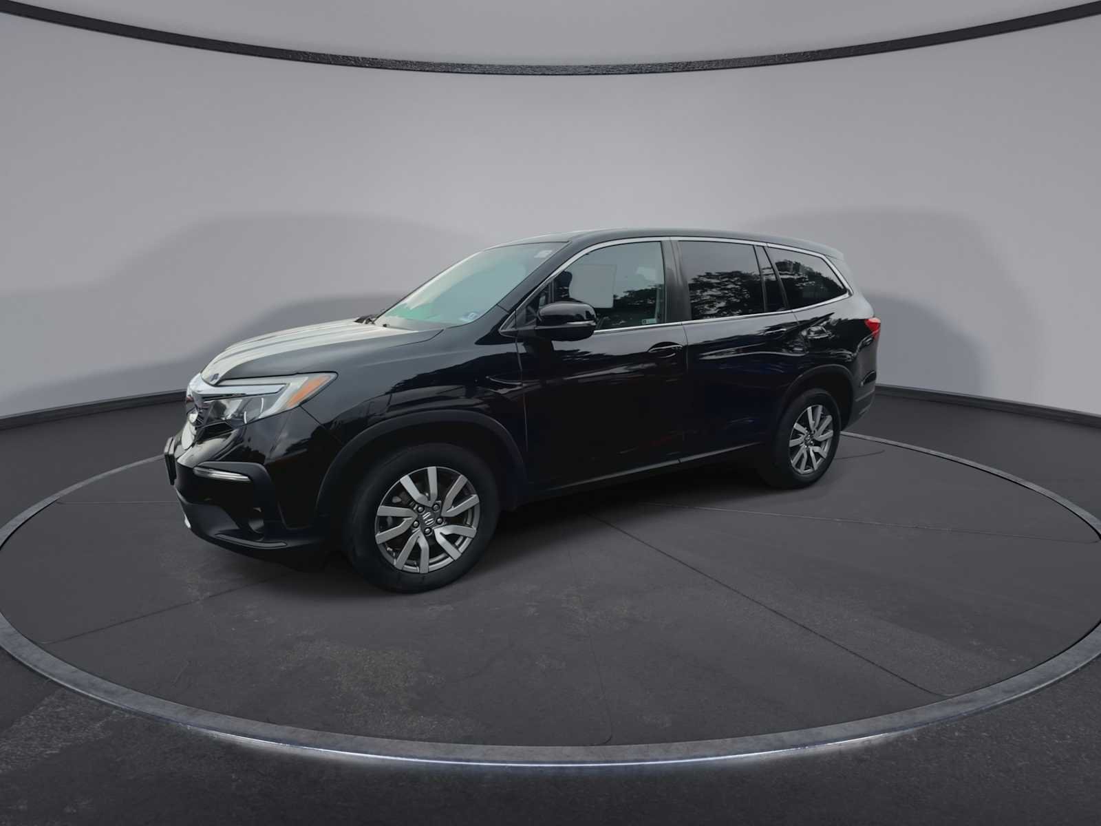 Used 2019 Crystal Black Pearl Honda EX-L image 4