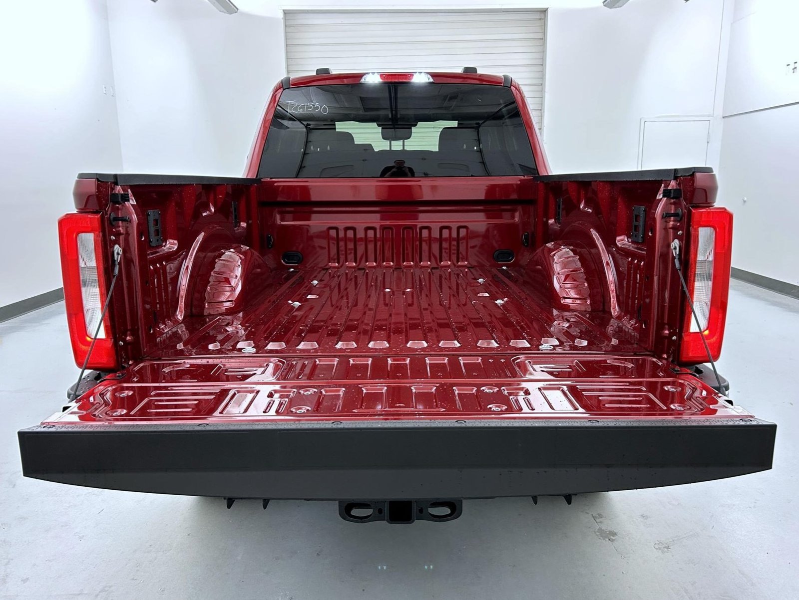 New 2026 Ruby Red Metallic Tinted Clearcoat Ford XLT image 22