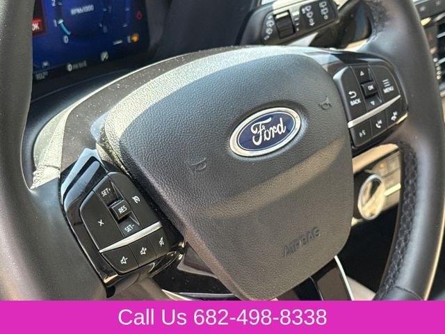 Used 2022 Red Ford SEL image 27