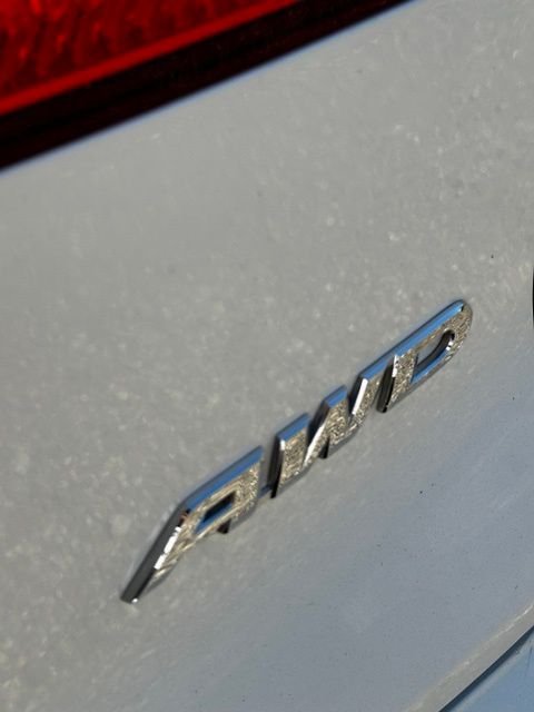 Used 2016 White Honda EX-L image 33