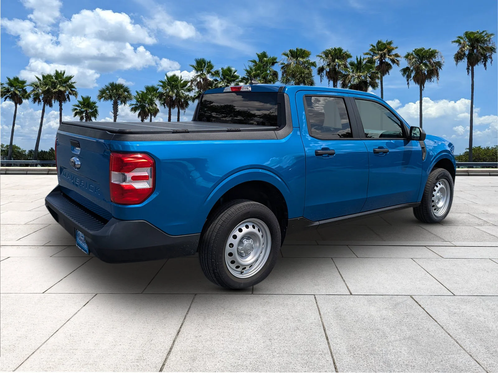 Certified Used 2022 Velocity Blue Metallic Ford XL image 8