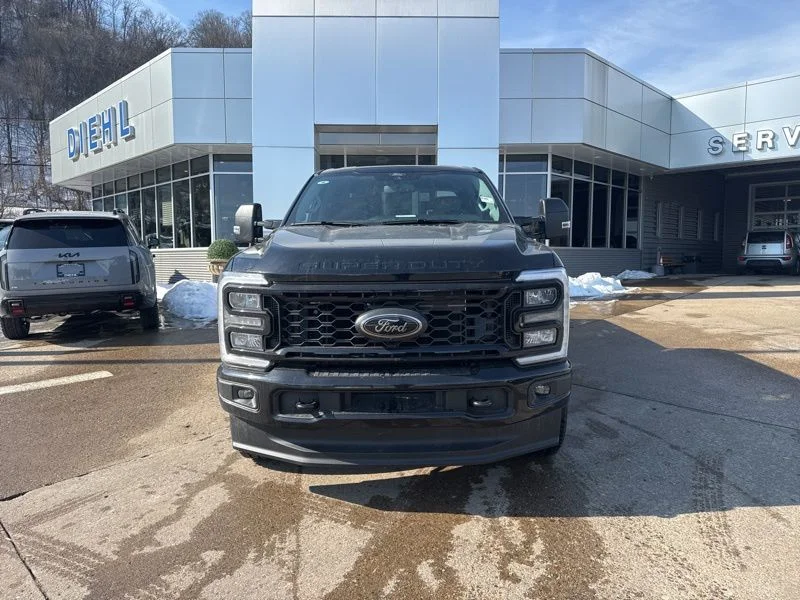 New 2026 Black Ford XLT image 2