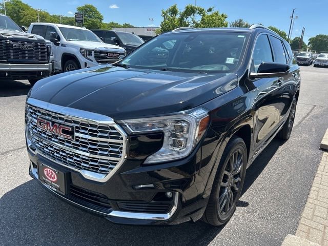 Used 2023 Ebony Twilight Metallic GMC Denali image 7