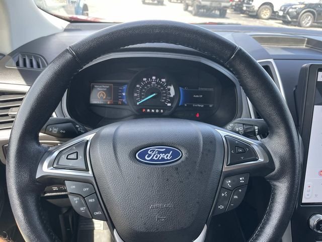 Used 2023 Rapid Red Metallic Tinted Clearcoat Ford SEL image 32