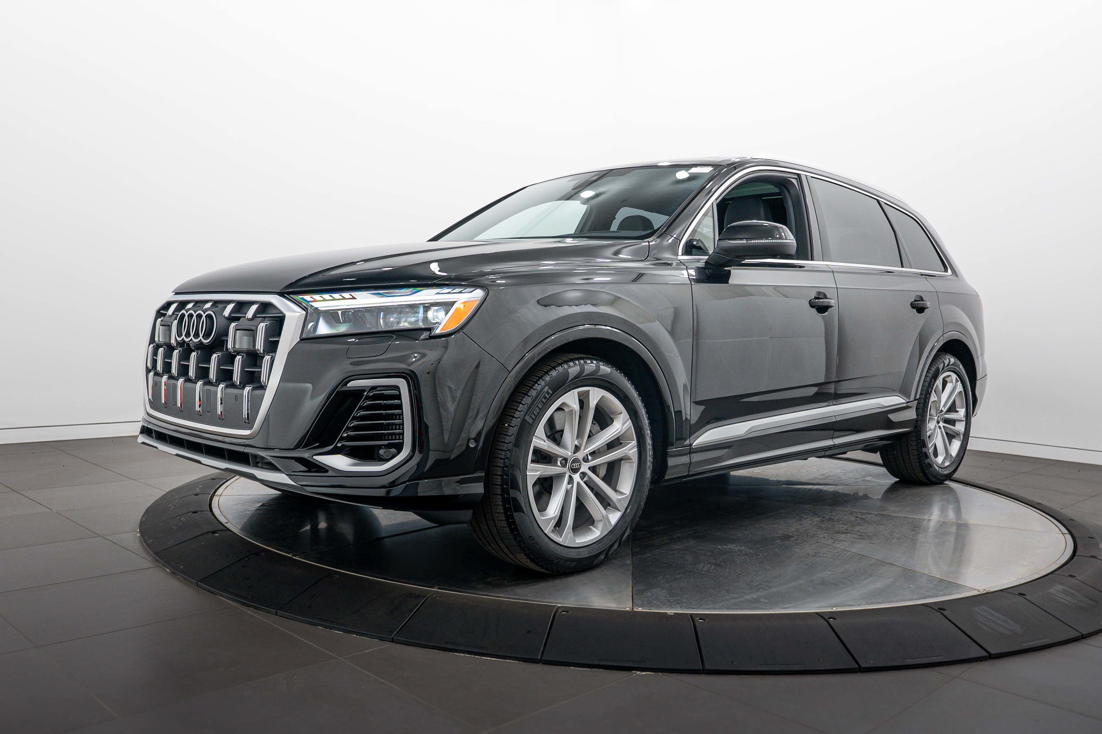 Certified Used 2025 Mythos Black Metallic Audi Prestige image 7