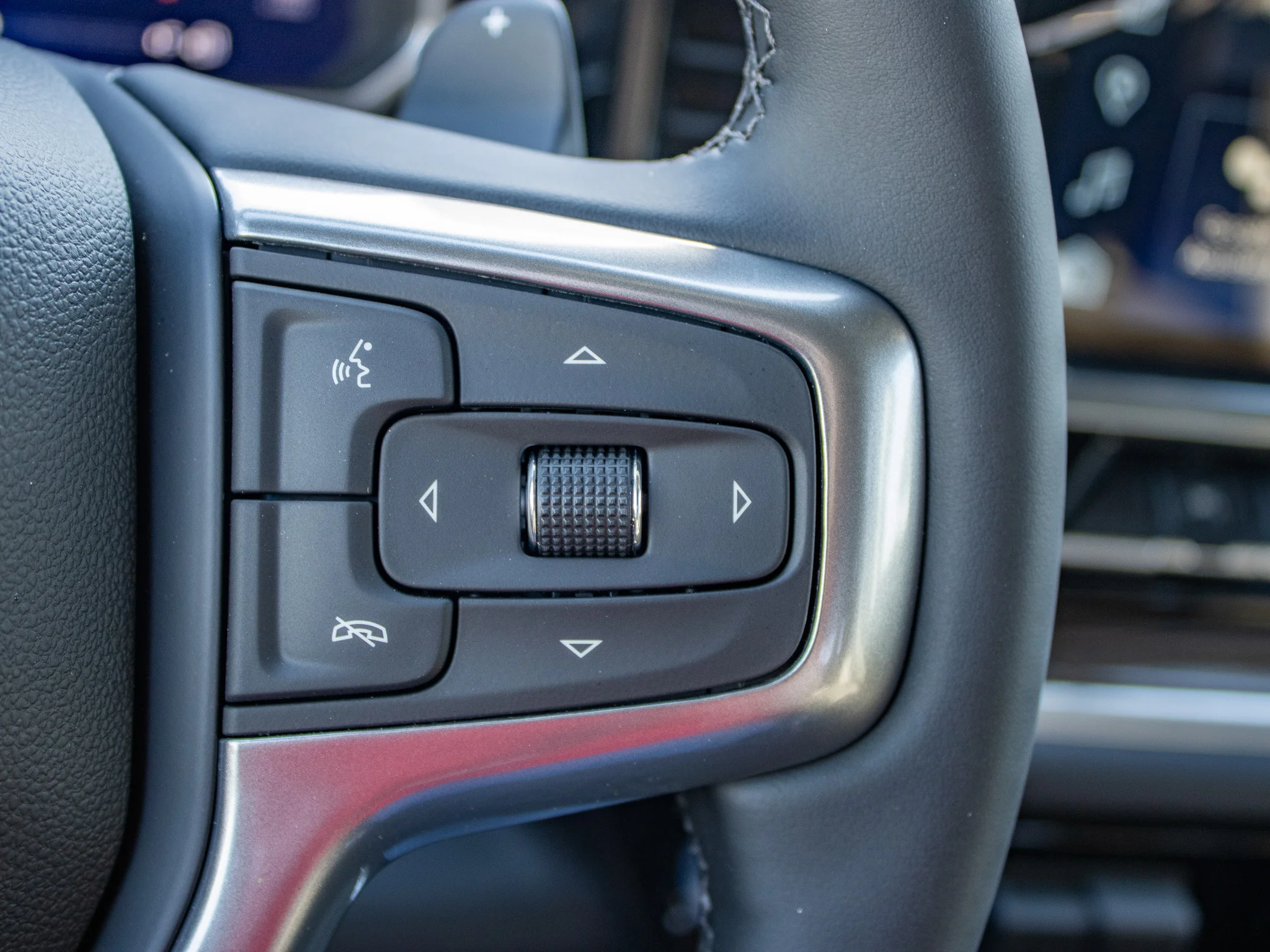New 2026 STERLING GRAY METALLIC Chevrolet LT Trail Boss image 35