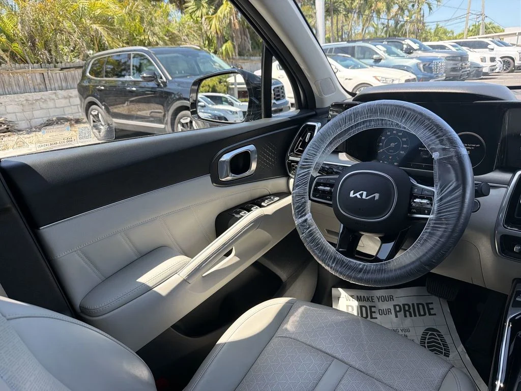 Used 2023 Silver Kia SX image 15
