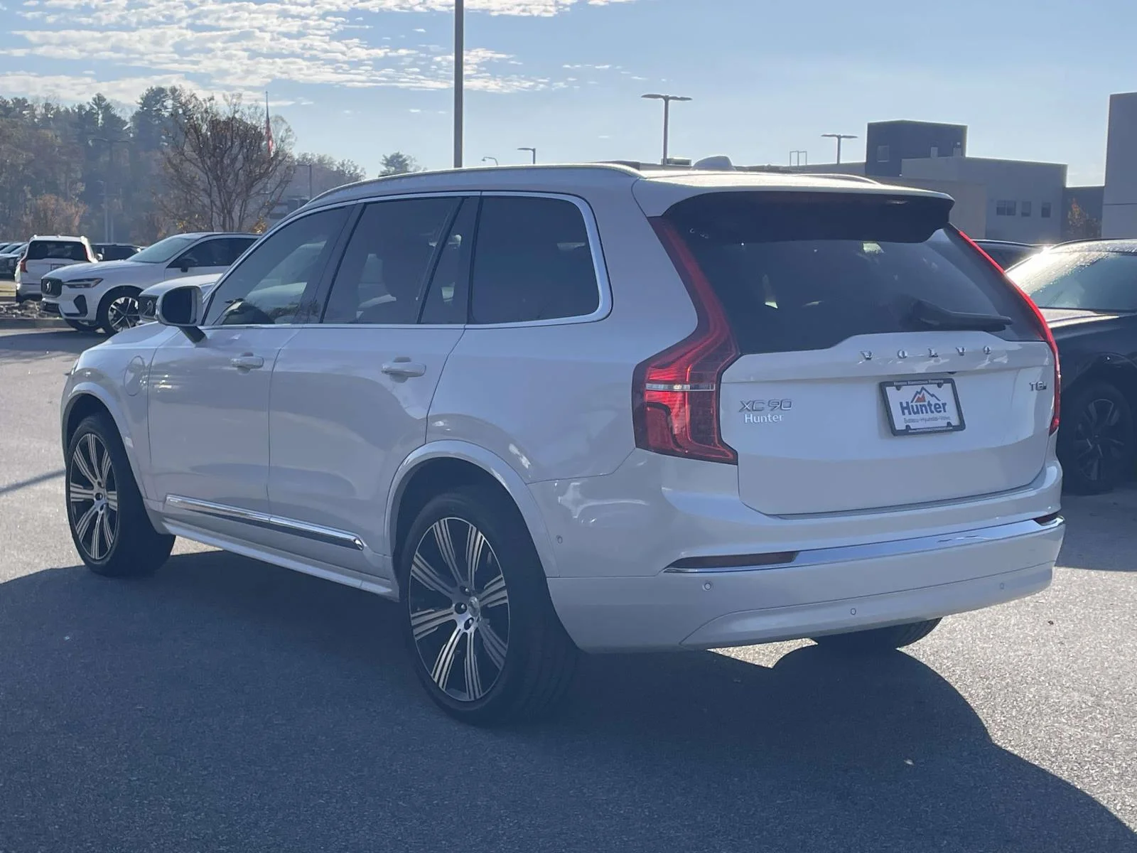 Used 2025 Crystal White Metallic Volvo Plus image 26