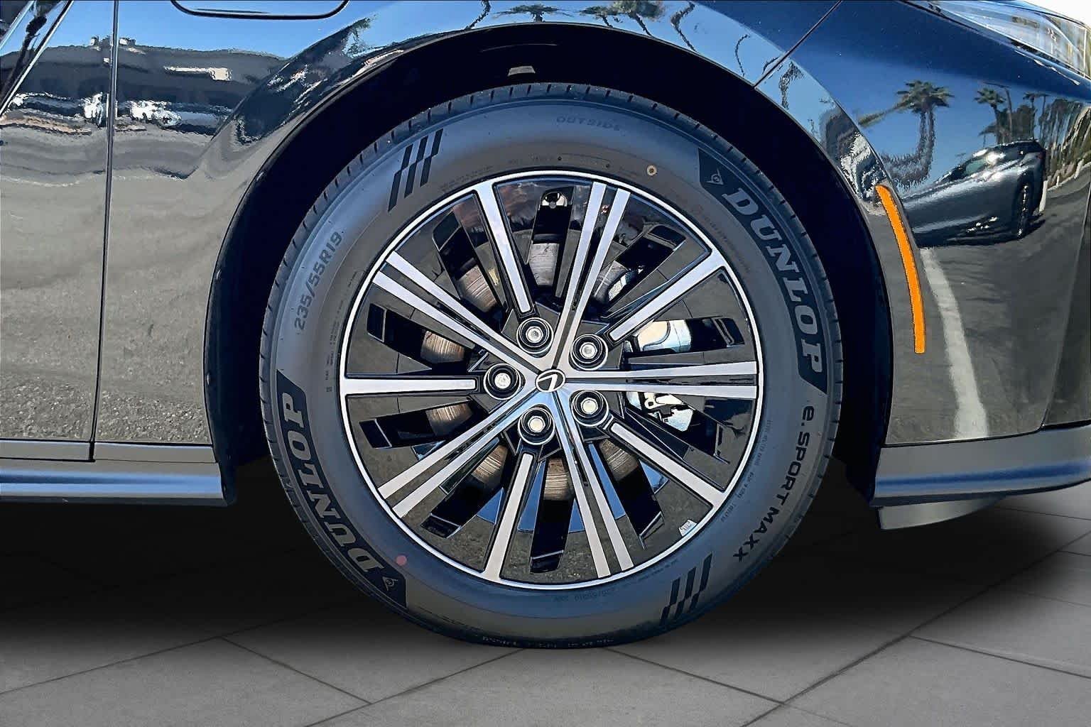 New 2026 Caviar Lexus PREMIUM image 9