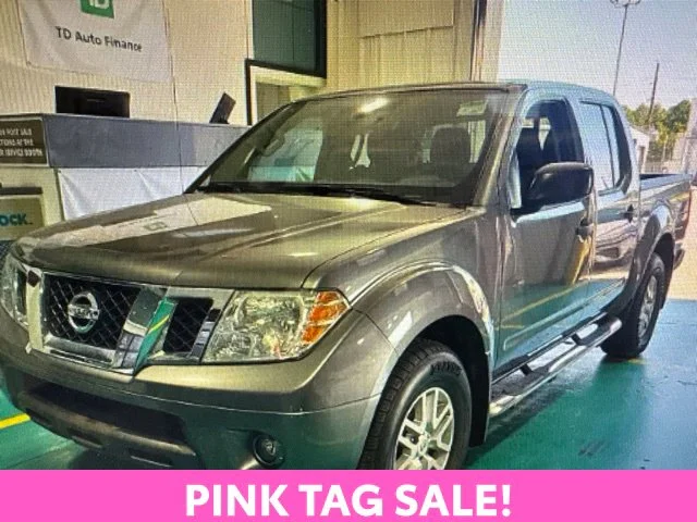 Used 2020 Gray Nissan SV image 1