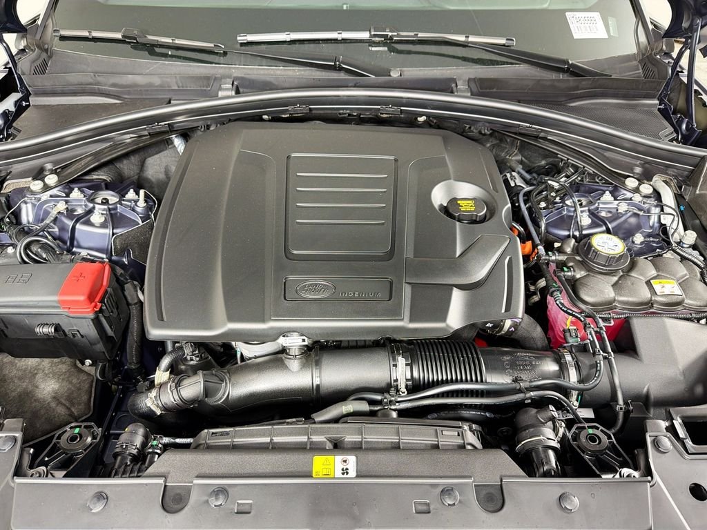 New 2026 Varesine Blue Land Rover Dynamic SE image 32