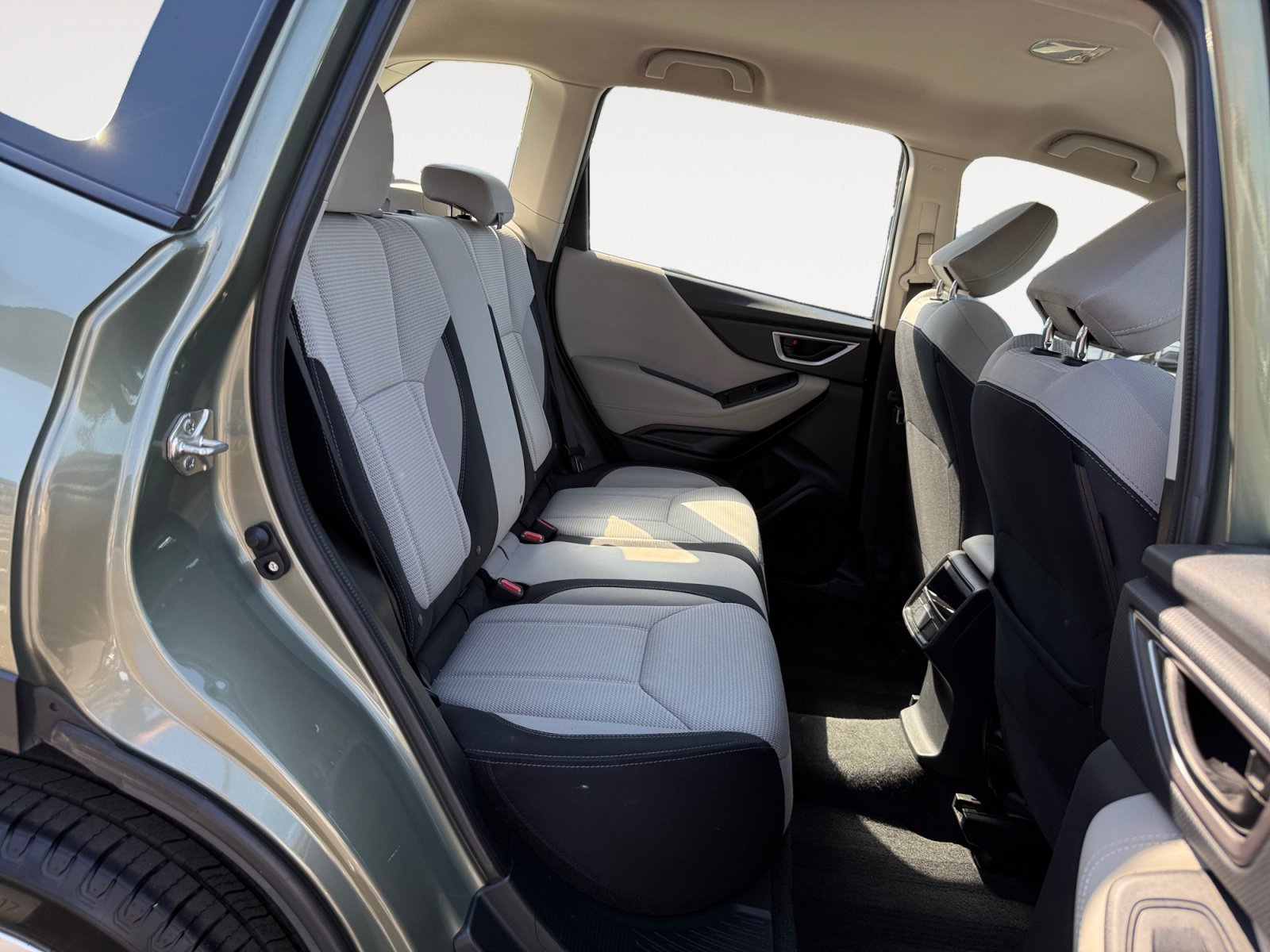 Used 2021 Jasper Green Metallic Subaru Base image 18