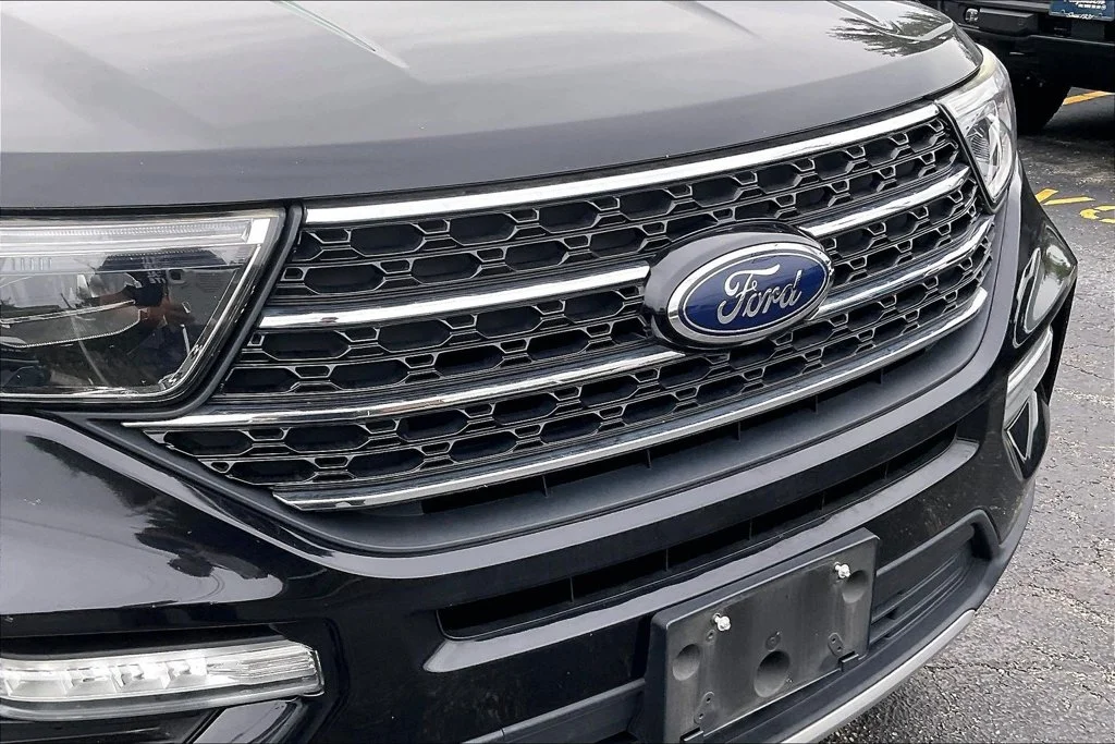 Certified Used 2020 Black Metallic Ford XLT image 31