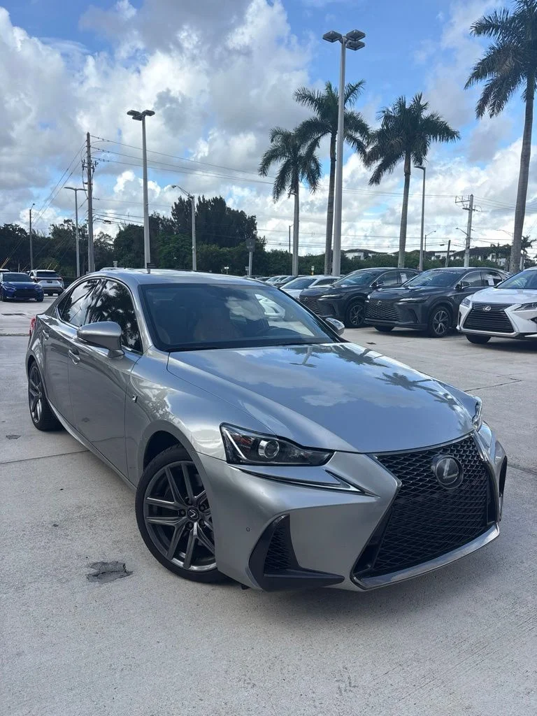 Used 2020 Atomic Silver Lexus 350 image 1