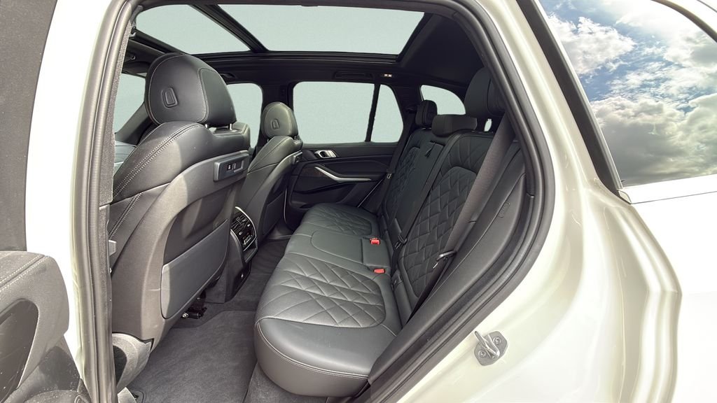 Certified Used 2023 Alpine White BMW sDrive40i image 21