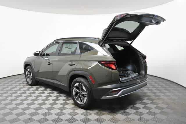 New 2026 Rockwood Green Hyundai SEL FWD image 17