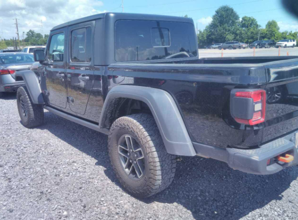 Used 2026 Black Jeep Mojave image 3