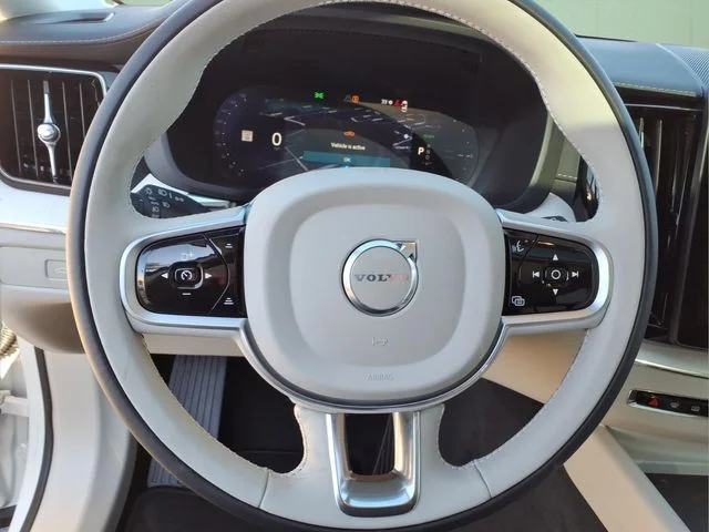 New 2026 Crystal White Volvo T8 Ultra image 20