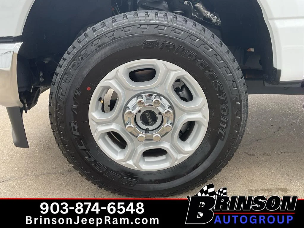 Used 2026 OXFORD WHITE Ford XLT image 14