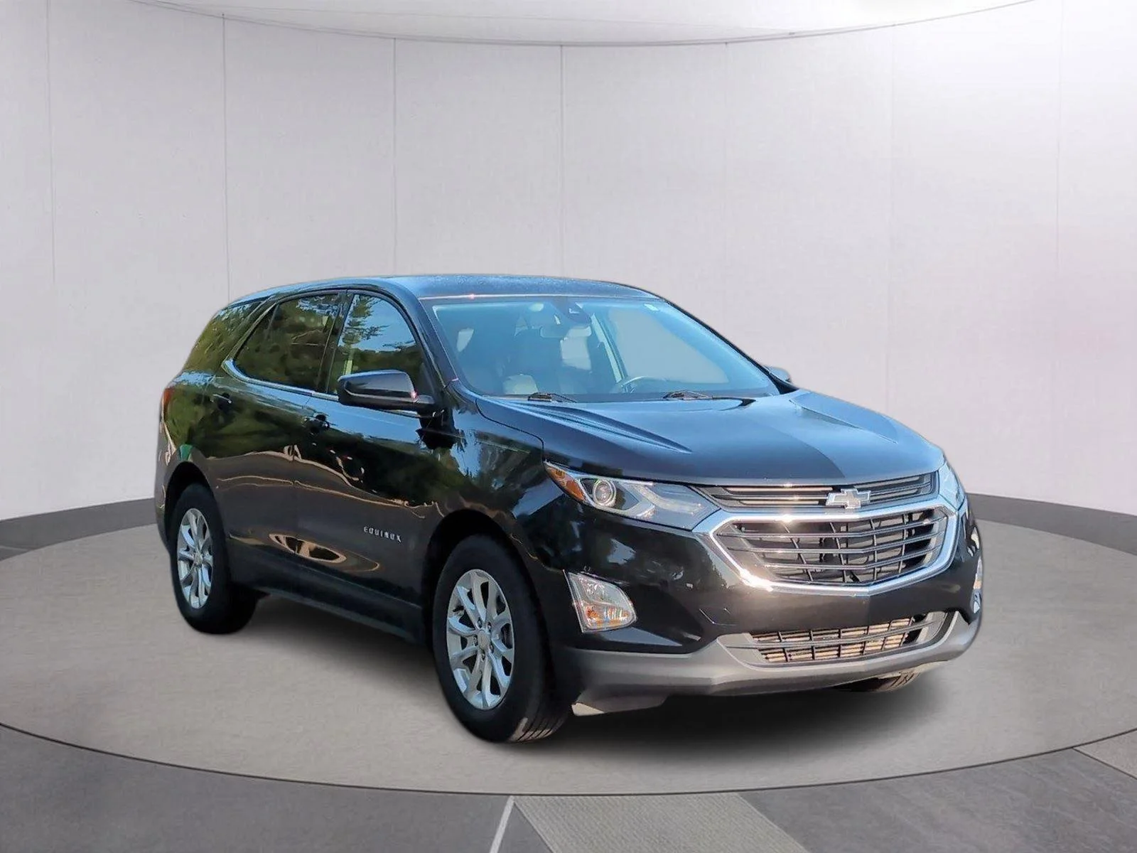 Used 2020 MOSAIC BLACK METALLIC Chevrolet LT image 9