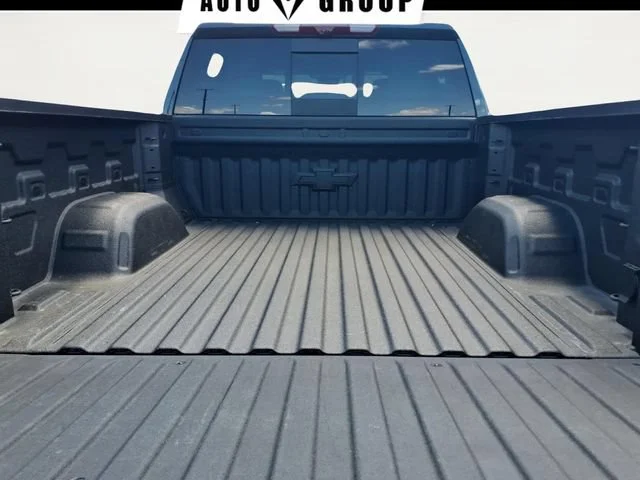 Used 2025 Cypress Gray Chevrolet LTZ image 20
