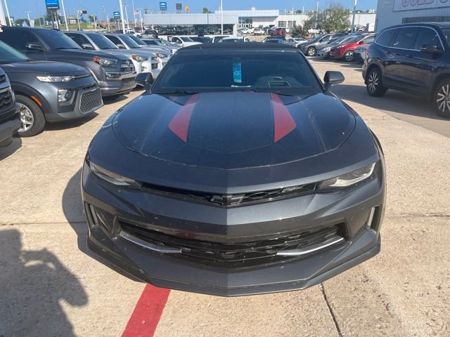 Used 2017 Gray Chevrolet 2LT image 3