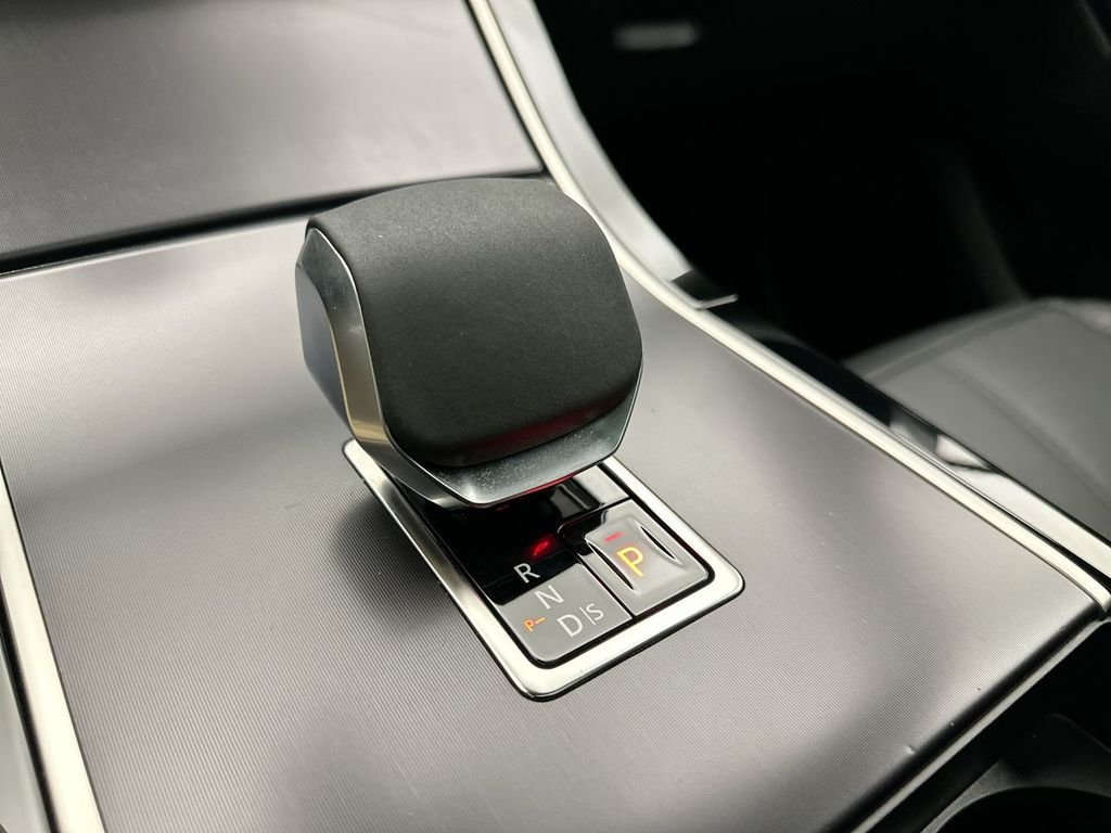 2026 Land Rover Range Rover Velar Dynamic SE - Photo 24