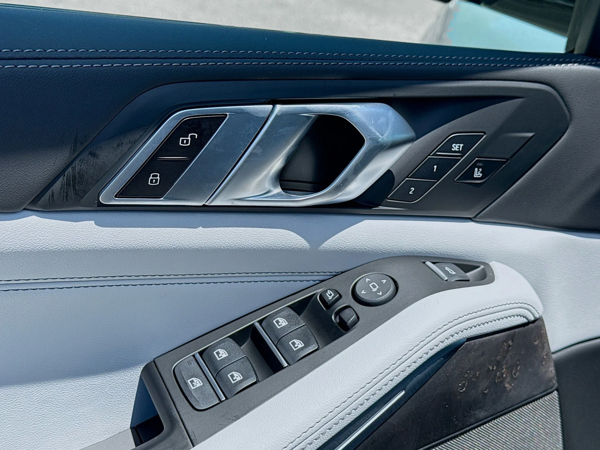 New 2026 Brooklyn Grey Metallic BMW sDrive40i image 23