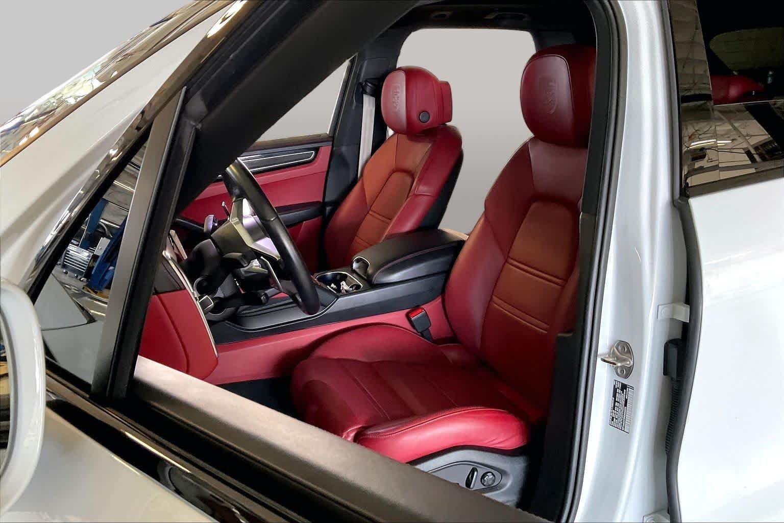 Used 2022 Carrara White Metallic Porsche Platinum Edition image 7